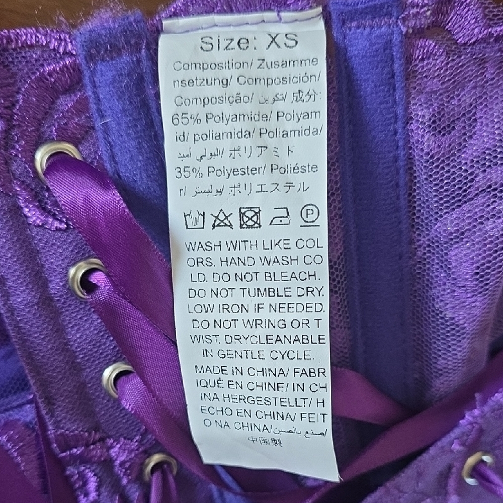 (J31) Violet Floral corset  Sz XS - Picture 4 of 4